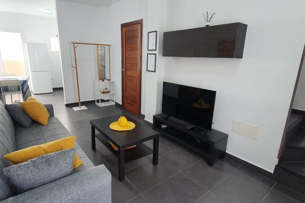 דירות Tías Casa Mivic מראה חיצוני תמונה